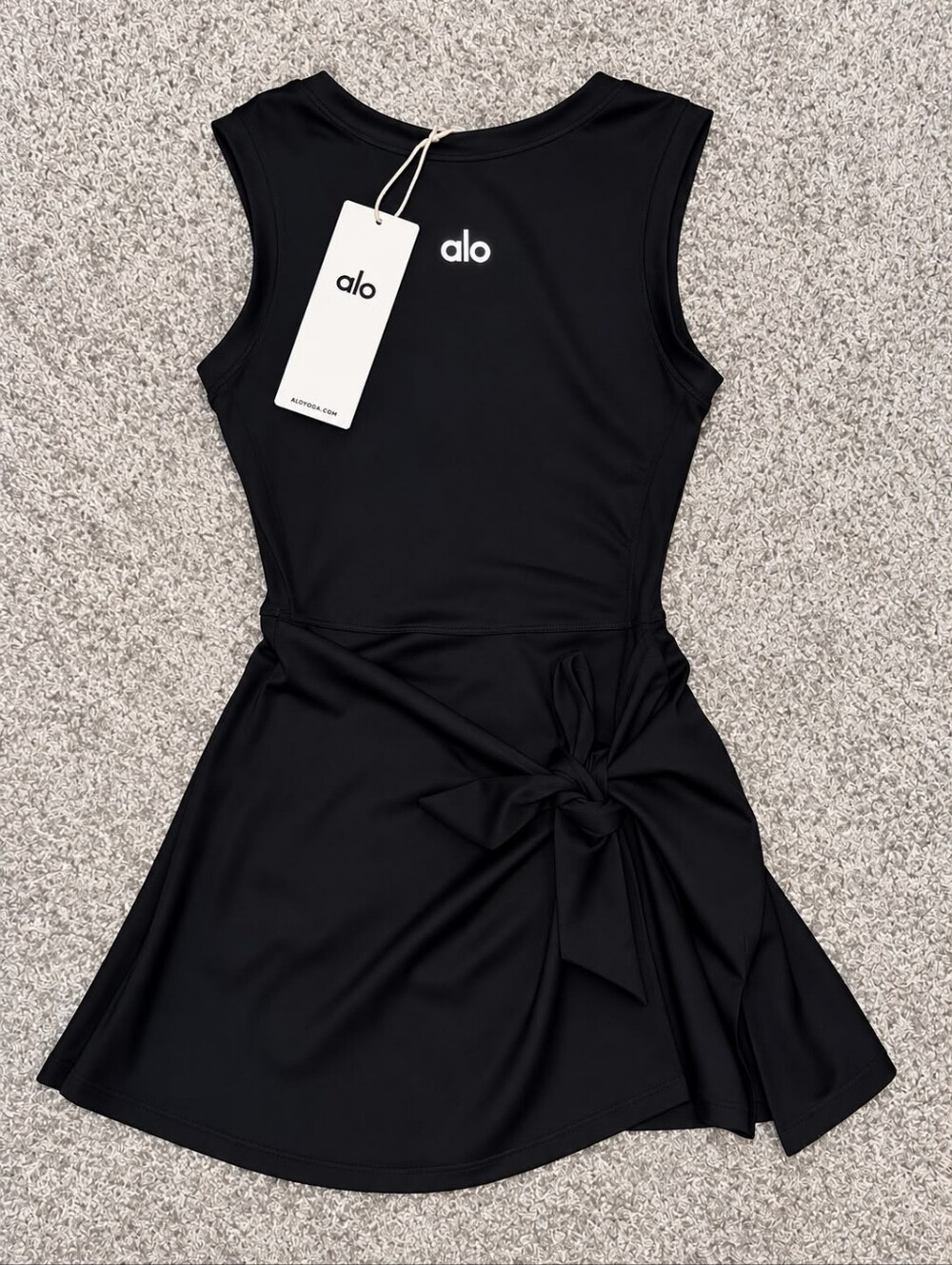 Alo Yoga Women’s Tie Waist Dress Black  Size L